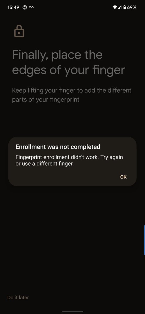 ThisIsMattWelch's tweet photo. @madebygoogle fingerprint was working fine and then all of a sudden I've got this with every finger https://t.co/x7xzpCPfco