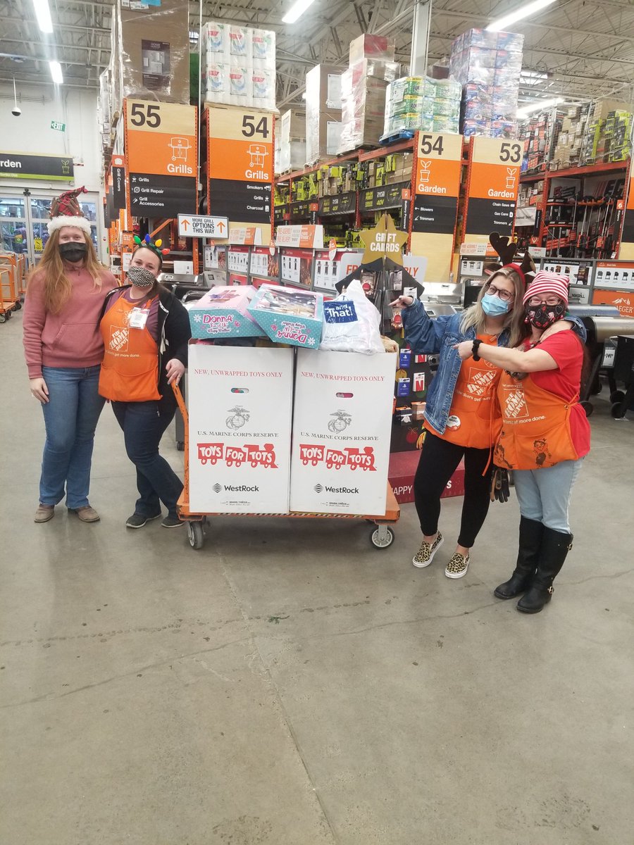 Lexxi Lawrence (@lawrencelexxi) on Twitter photo <a href="/thdstore4118/">THD STORE 4118</a> with the help of Villa Car Cruise Club collected 2 box fulls of toys for #toysfortots ! #tistheseason <a href="/JDHUNTER79/">JD Hunter</a> <a href="/matt_smith1020/">Matt Smith</a> <a href="/GerrityRebekah/">Rebekah Gerrity</a> <a href="/sarahj6672_d/">Sarah KeatingSeamans</a> <a href="/thdstore4118/">THD STORE 4118</a> with the help of Villa Car Cruise Club collected 2 box fulls of toys for #toysfortots ! #tistheseason <a href="/JDHUNTER79/">JD Hunter</a> <a href="/matt_smith1020/">Matt Smith</a> <a href="/GerrityRebekah/">Rebekah Gerrity</a> <a href="/sarahj6672_d/">Sarah KeatingSeamans</a>