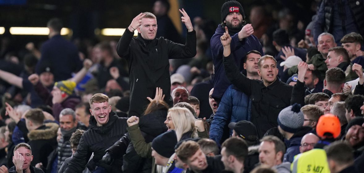 marshyleeds's tweet photo. Leeds fans at Chelsea celebrate after Raphinha's goal https://t.co/wQE0Mt8Yqd