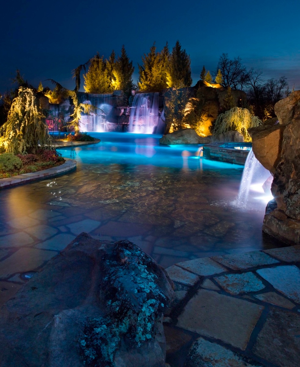CavinessLdscp's tweet image. The 9th Day Of Christmas - The Caviness "Scuba Pool", featured on HGTV's "Cool Pools".  This pool has a huge boulder waterfall,  a lazy river connecting 2 swim-through grottos to host any large gathering.  See more at l8r.it/c2ta #luxurypools #coolpools #caviness