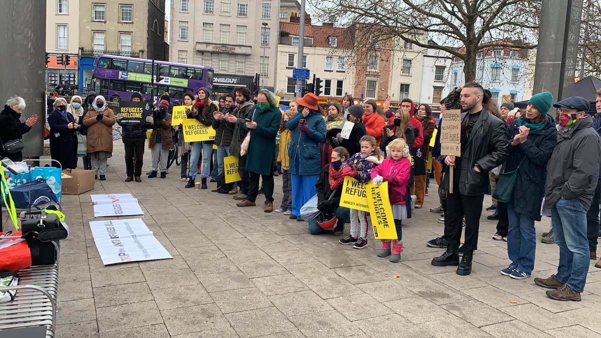crookedrib's tweet photo. #Togetherwithrefugees #RefugeesWelcome
#Bristol @CityofSanctuary
#Nationalityandboardersbill
#AntiRefugeeBill
#Schedule9 https://t.co/xInX782VrF