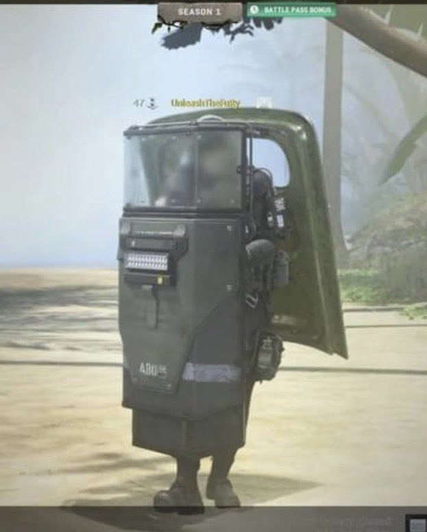 WereEnable's tweet image. Thoughts on the new Warzone meta ?😂

(Via @charlieINTEL)