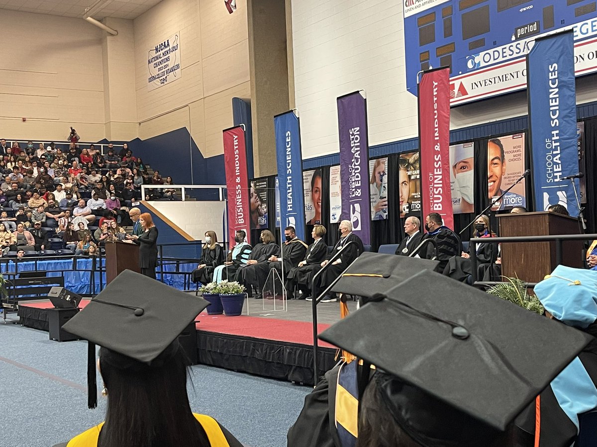 Timothy_L_Clark's tweet photo. @OdessaCollege spreading positivity and celebrating the graduates today who will no doubt lead our community forward. #PositivelyOC #4OurFuture https://t.co/e6kRvGhFQ5