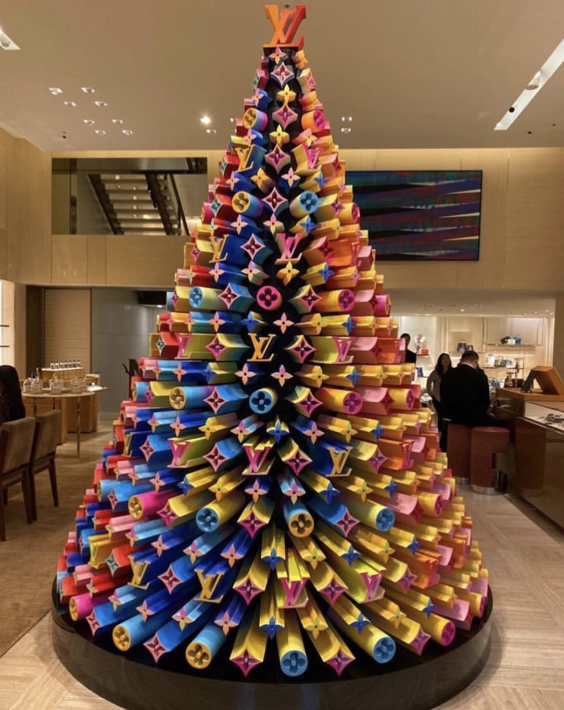 m ✨ on X: thinking about the louis vuitton christmas tree https