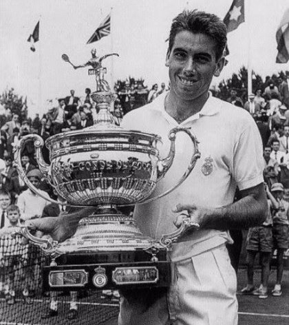 diostuitero's tweet photo. Acaba de subir un campeón.
DEP Manolo Santana. https://t.co/NjGqAljYza