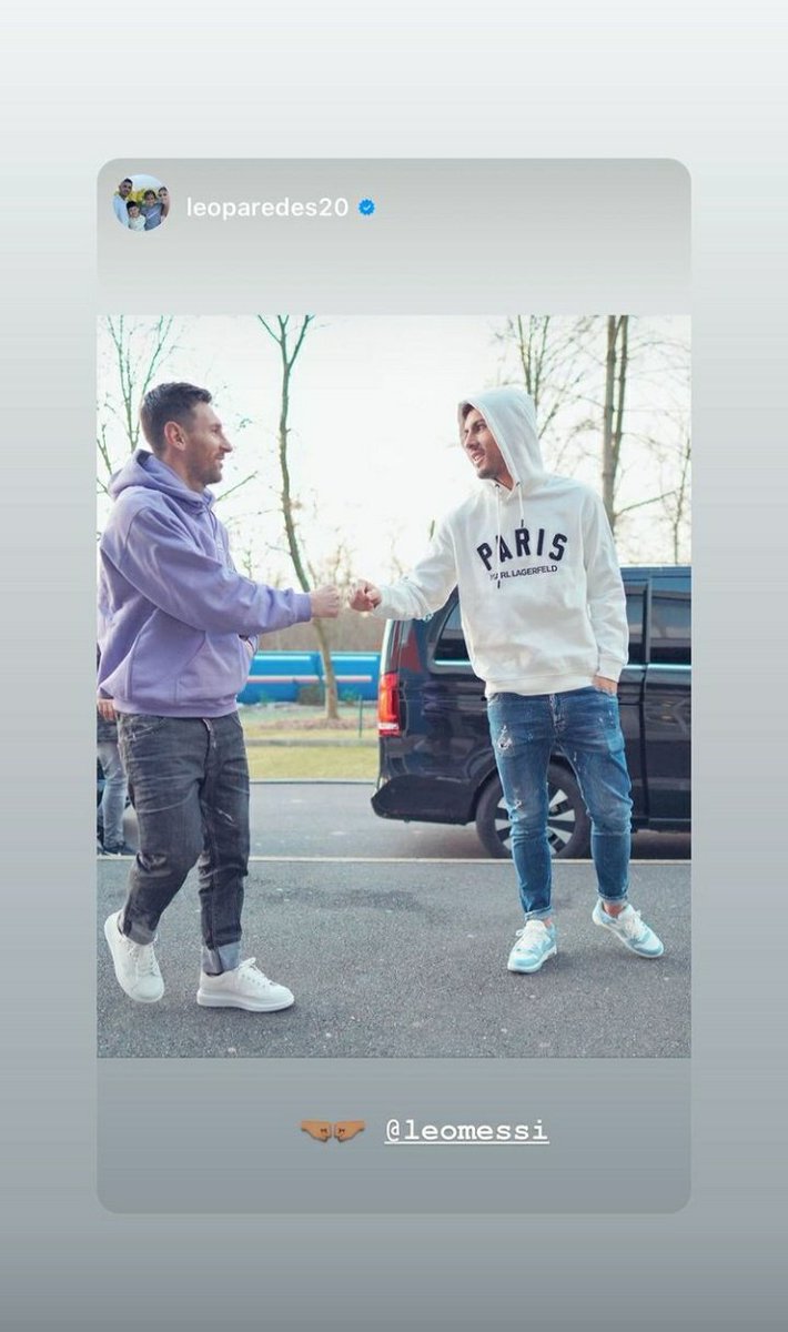 _lucamarini's tweet photo. si Messi usa los jeans doblados yo tambien https://t.co/Llj2QTFyhp