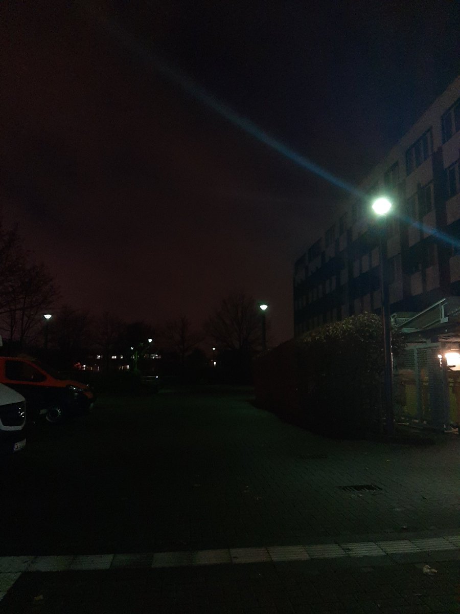 YNehir92's tweet photo. Me : when I'm going to work
Also me: when I'm done with work
Where the hell is the day light gone? #Winter #NoDayLight 😫 https://t.co/rzLFp40Fez