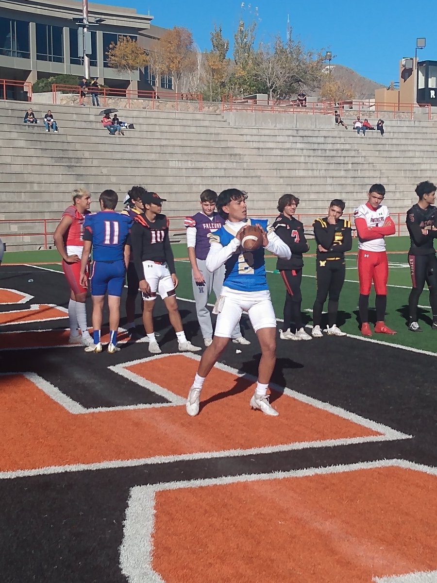 Josh Garcia represented San Elizario extremely well, in the 2021 El Paso Quarterback challenge!
#SanElizarioCommunityOfChampions 
#SanEliNation
#TDEP