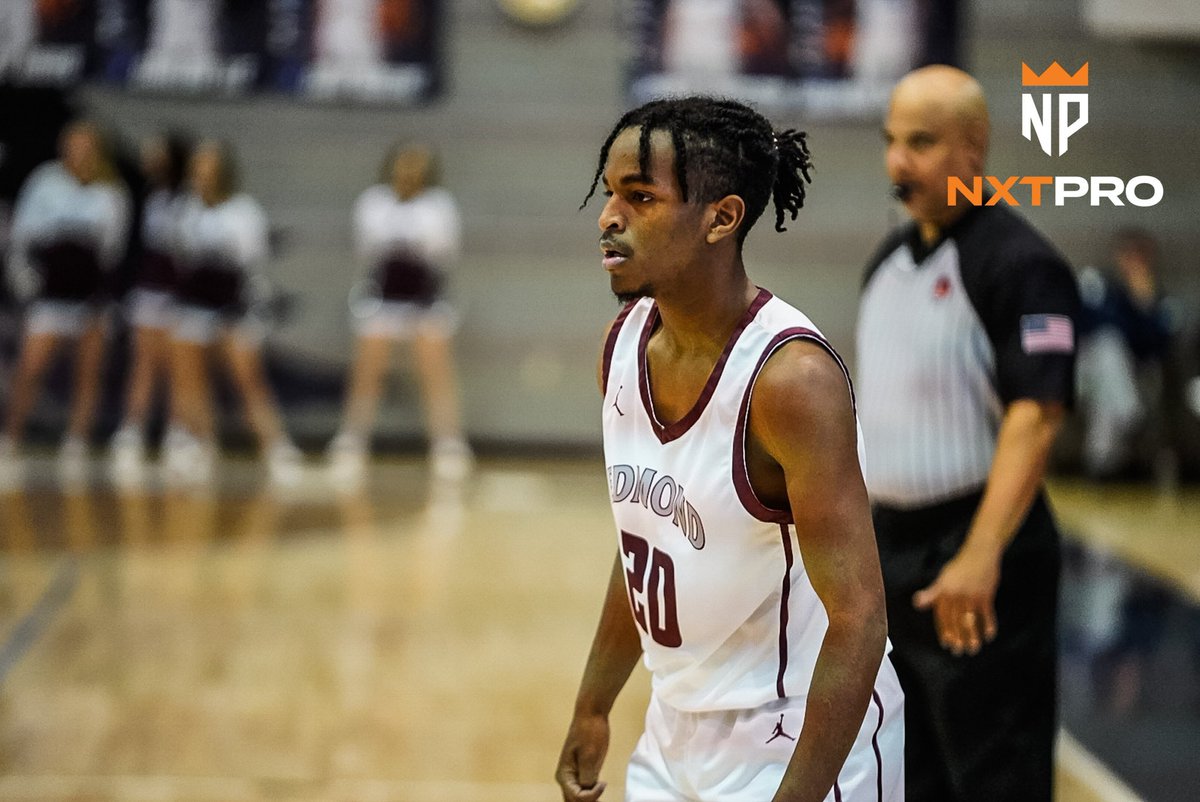 NXTPROHoopsSW's tweet photo. End of 1st: Edmond North leads Edmond Memorial 6-5.
#EdmondOpen | @ENHSHuskyBall | @EMHSBoysHoops | https://t.co/9YJcSQE4B3