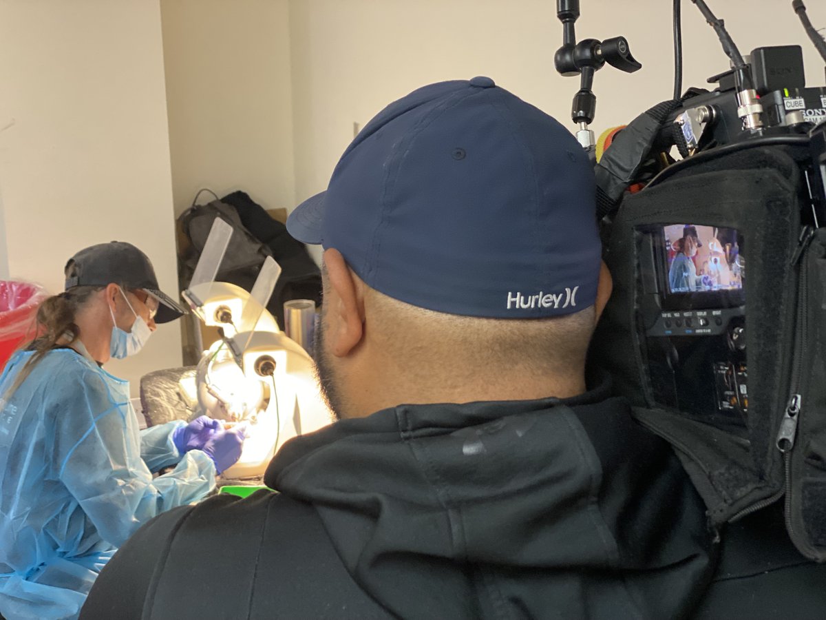 CADSAZMOM's tweet photo. Our friends @fox10phoenix took a tour of the Wiand Digital Lab @wianddental and the Global Denture Alliance #TeamGDA denture lab at #AZMOM
#CADSF #dental #nonprofit https://t.co/zSGilbSAtw