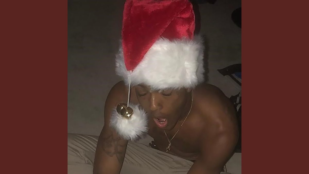 bret_tv's tweet photo. 4 years ago today, @xxxtentacion released "A Ghetto Christmas Carol" https://t.co/ej3oj2tGhV