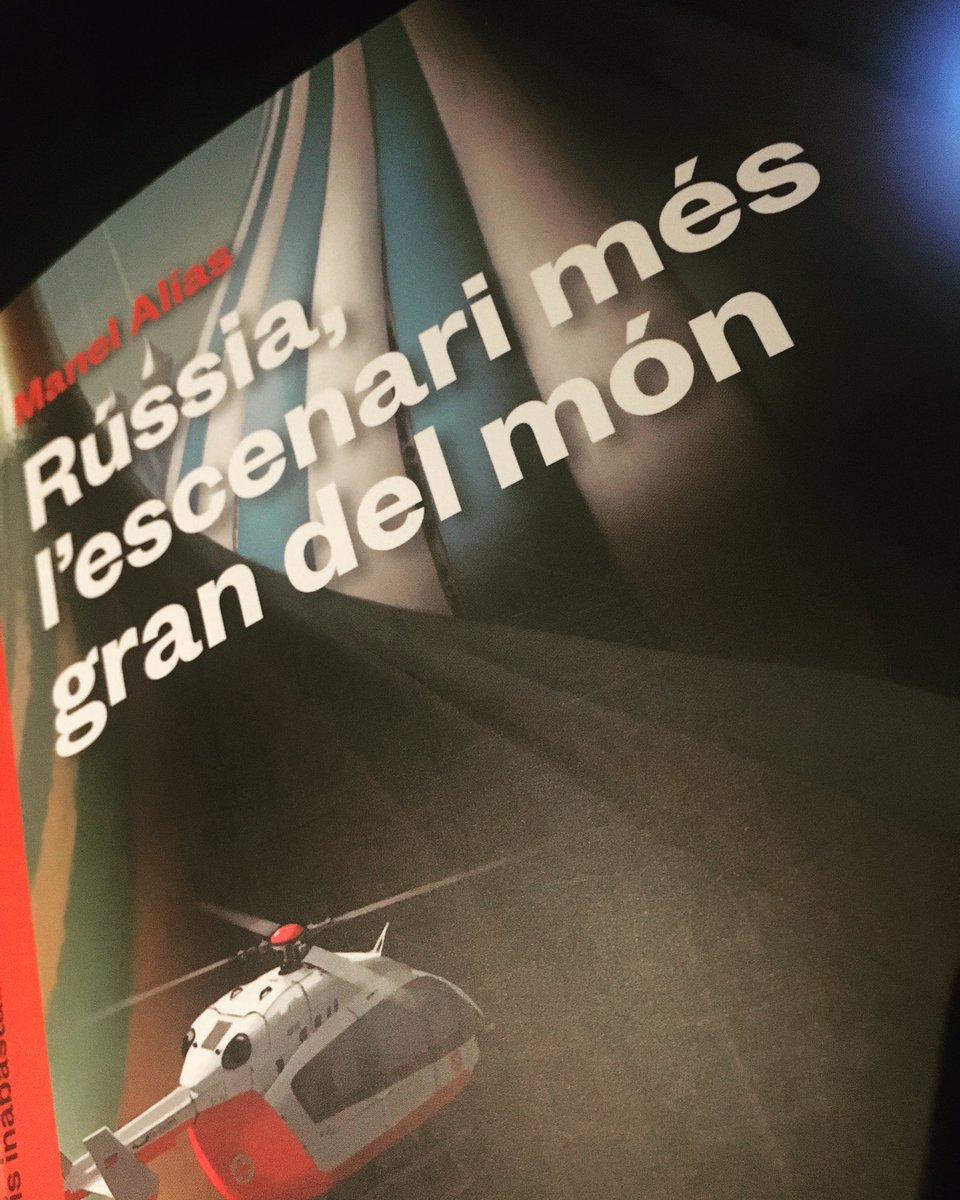 m_a_r_i_a_b's tweet photo. Sopar pizza 🍕+ copeta de vi🍷i de postre viatge a Rússia 🪆
#elmeudissabte 
#manelalias 
#sofaimanta 

Som-hi! 🤓📖 https://t.co/ptNxHWe6rQ
