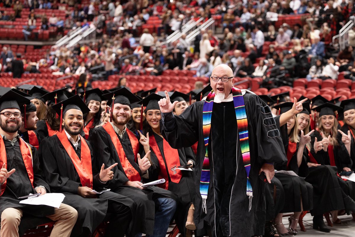 TexasTech's tweet photo. Thank you for allowing us to celebrate with all of you the last two days!

Go bear our banners and we can’t wait to see all you accomplish!

🎓#TTUGrad🎓 https://t.co/ifTB2GCRuV