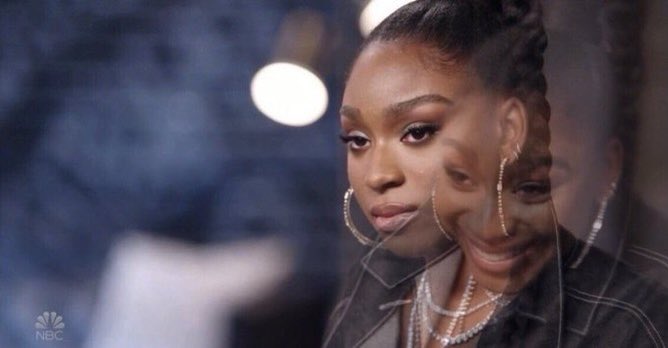 Moi toute l’année qui crie au féminisme                                              Moi qui critique toute les miss : #MissFrance2022