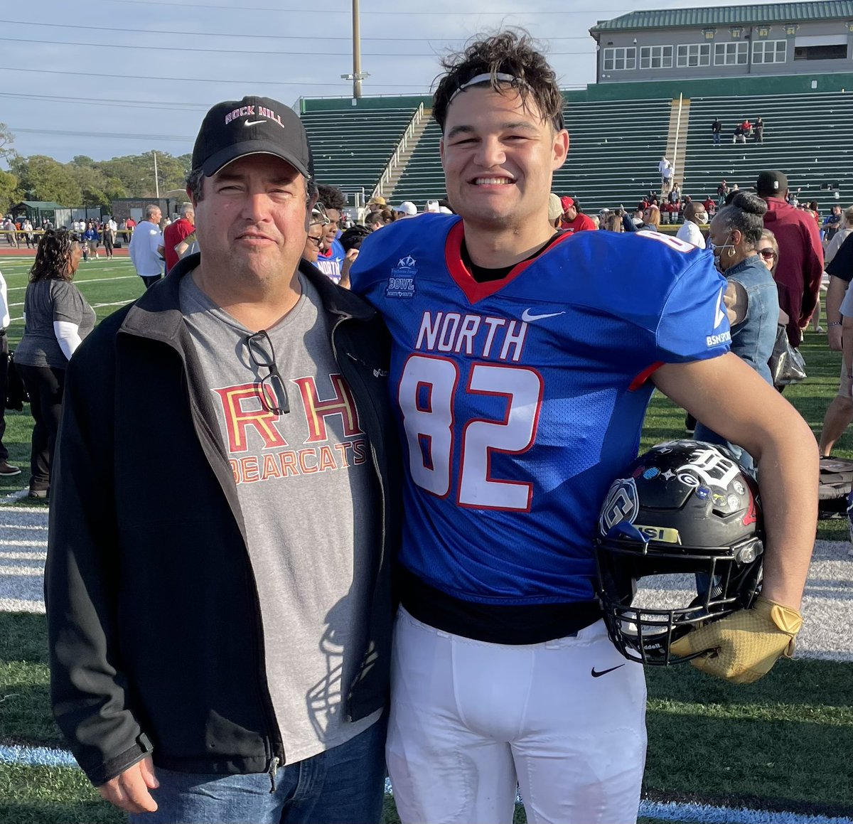 MMayer00's tweet image. Great game @bracey_luke 2 sacks &amp;amp; 3 TFL #RockSolid