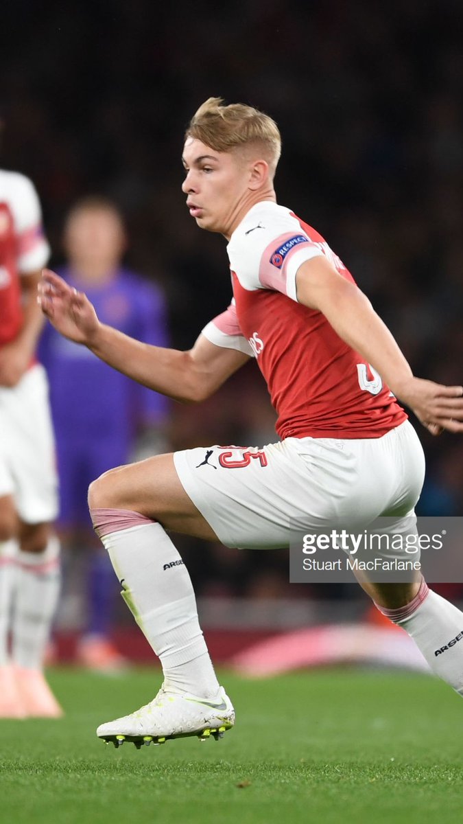 HotFootballers5's tweet photo. Emile Smith Rowe WOW 😍😍😍🍑🍑 https://t.co/n8dgvgWx0a