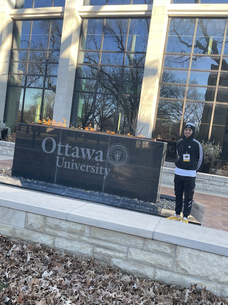 Had a great official visit this weekend. Thanks to coaches <a href="/CoachNickDavis/">Nick Davis</a> <a href="/WesCoomes/">Wes Coomes</a> for showing me around and their great hospitality