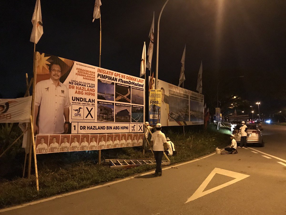 hazlandswk's tweet photo. Wanita Pemuda berganding usaha menyediakan bahan bahan kempen.
#PRN12
#GPS
#N5DEMAKLAUT
#SarawakkuSayang
#JagaSarawak
#SarawakFirst https://t.co/wVnZCVynY6