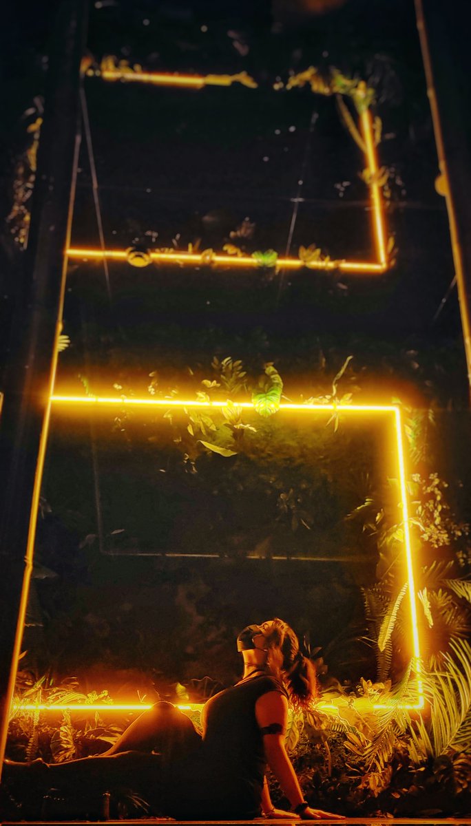 JotaMSpike's tweet photo. Neon forest.
#ikono #ikonomadrid #forest #bambu #bambuforest #neon #espejo #mirror #photography #portraitphotography
Modelo: @lulu_randomness
📸: Me
Edición: Me https://t.co/f9wefomiM8
