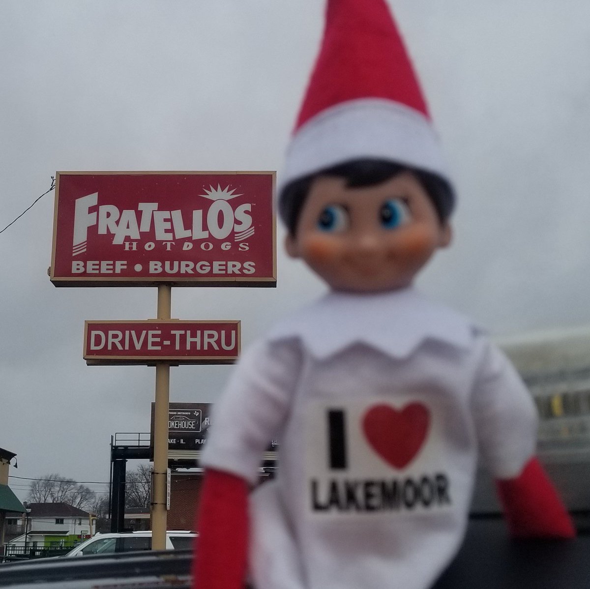 LakemoorPD's tweet photo. LPD &amp; our Elf would like to give a free gift to all children, under 17, this Holiday Season!

12/12 to 12/25 go to these places in Lakemoor and show the pic of me at that loc to the workers to get ur free gift! Free candy cane too! @ThorntonsLLC @dunkindonuts @Fratellos https://t.co/KkI3NJk5Kn