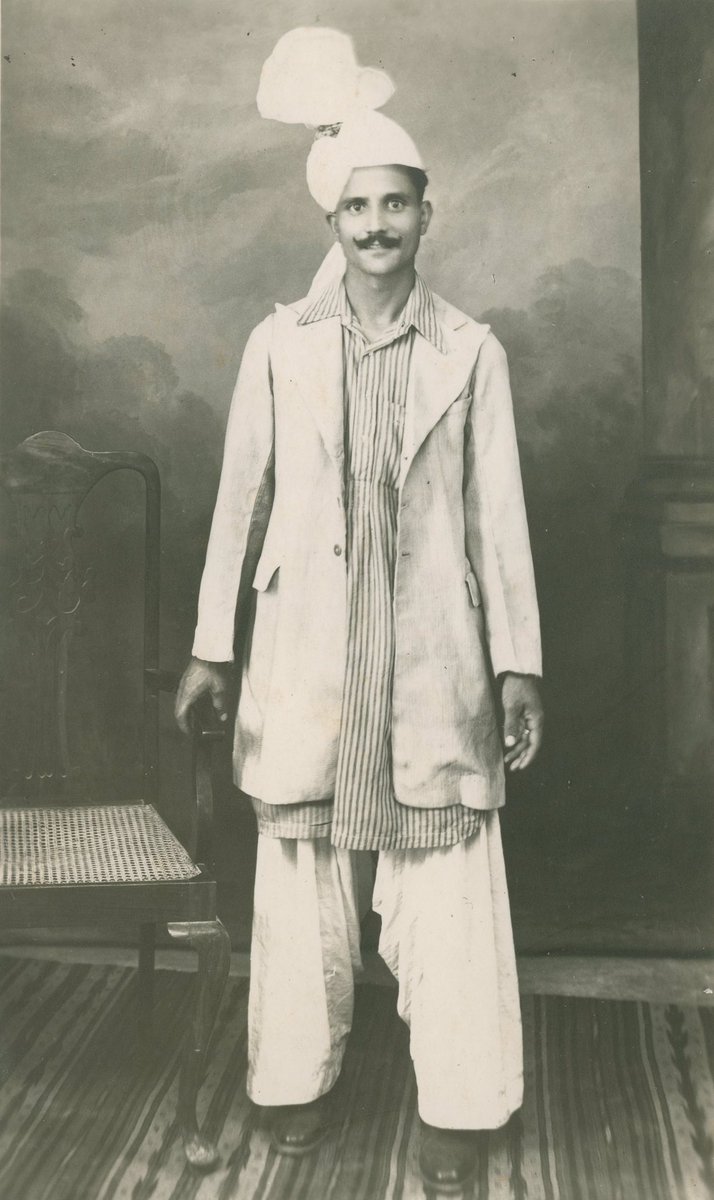 UntotheHills_'s tweet photo. J Twells1stG/R 19/9/44
“None of the papers(in England) know anything about the Burma campaign so I am writing to you at length about that
Mr bearer has brought me teatoast &amp; honey. The latter is from his own hives.
Ghulam Hussein ‘bearer’ whose honey was sent to parents in Derby https://t.co/1XZCIoaN95