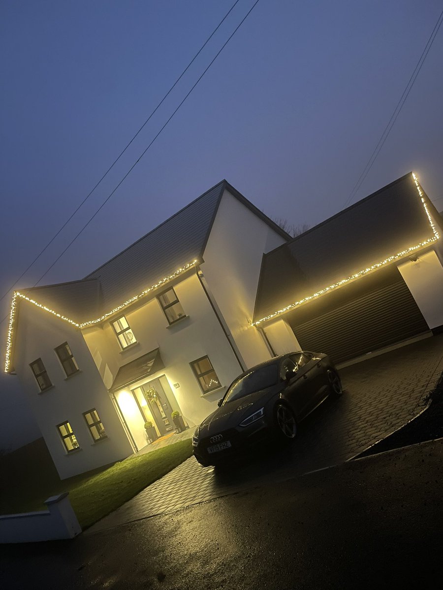 Liam James tweet media