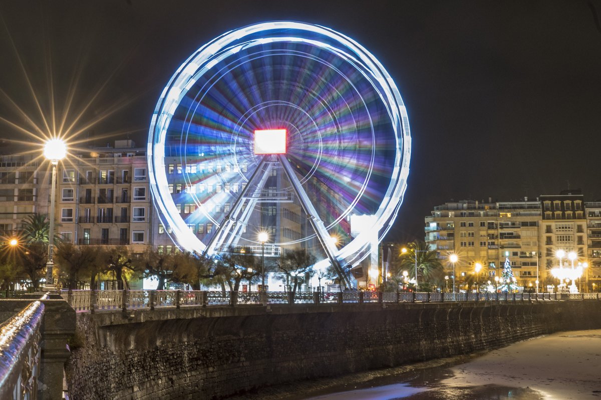FomentoSS's tweet photo. ✅¡Inmensa alegría por ser declarada #Donostia #SanSebastián Capital🇪🇺Europea de la #Navidad🎄!

📍El jurado internacional destaca el "alto nivel técnico del proyecto presentado y compromiso con los valores navideños europeos" 👏👏👏

👉Concejalía de Impulso Económico @Ayto_SS https://t.co/OuosPbDBPH