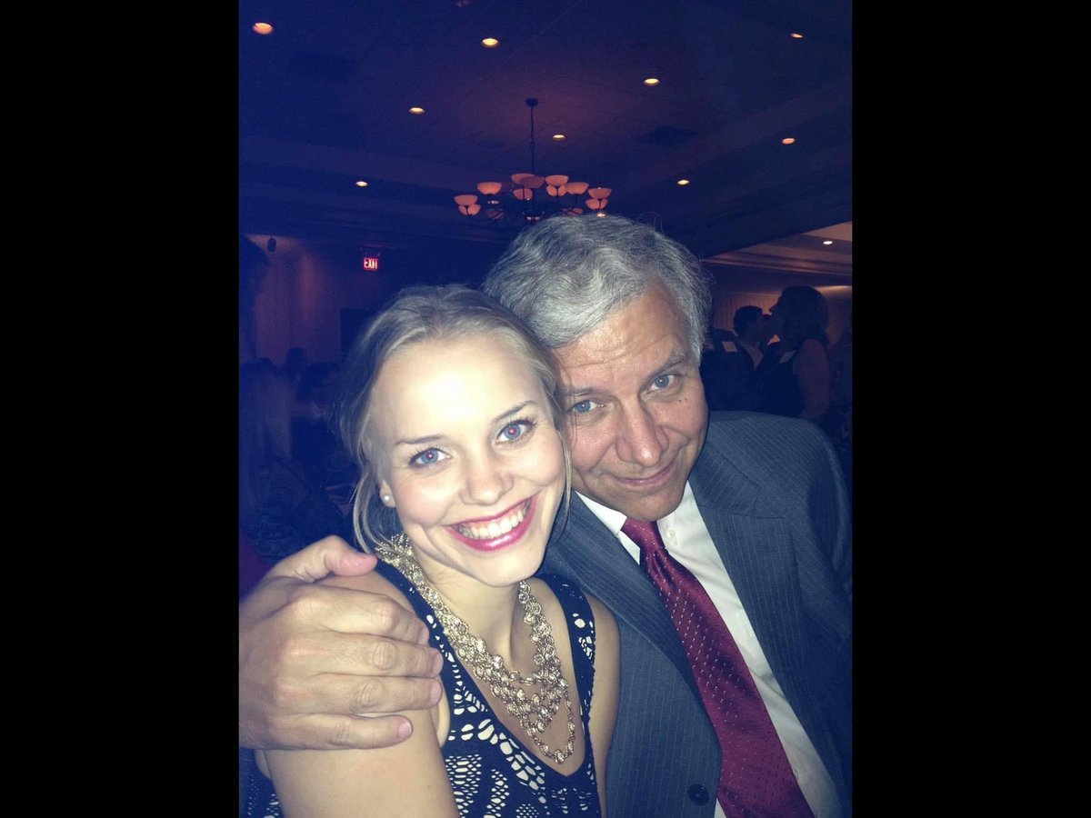 Every daughter needs her Daddy.

Before 2030…

Cure #ALS.  

#SaturdayThoughts #SaturdayVibes