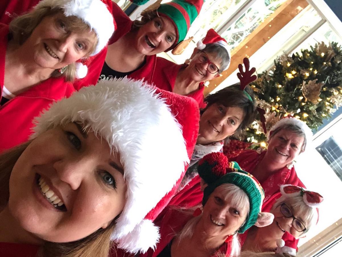 Lots of festive cheer at  <a href="/AshteadParkGC/">Ashtead Park Garden Centre</a> as we sang to raise money for The Royal Marsden Cancer Charity <a href="/royalmarsden/">The Royal Marsden Cancer Charity</a> 
So happy to be out singing in the community even with masks. Thanks Ali Church for making sure we all matched !
