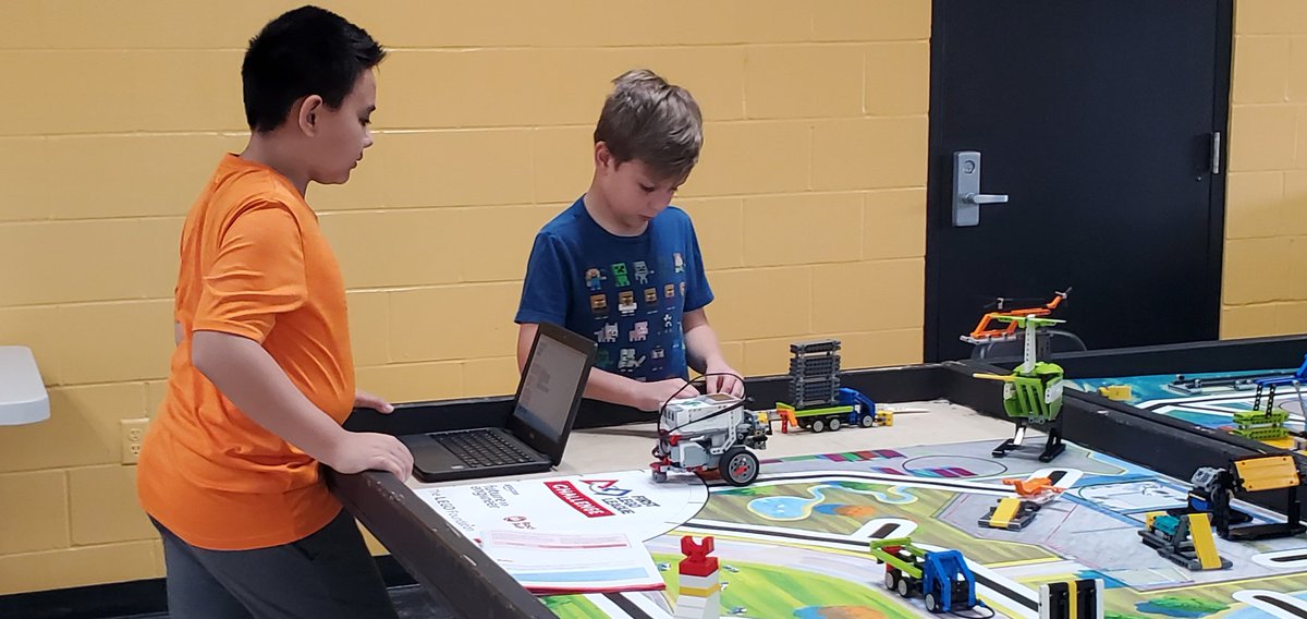 Jennifer Azula tweet media