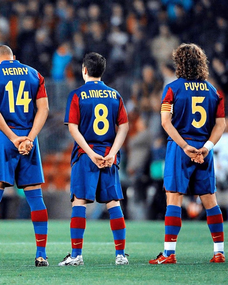 Once upon a time at Barcelona 😢💫

A picture full of legends! Each one of them would walk into that current Barca XI... 🤌

Website restock sometime soon 👀