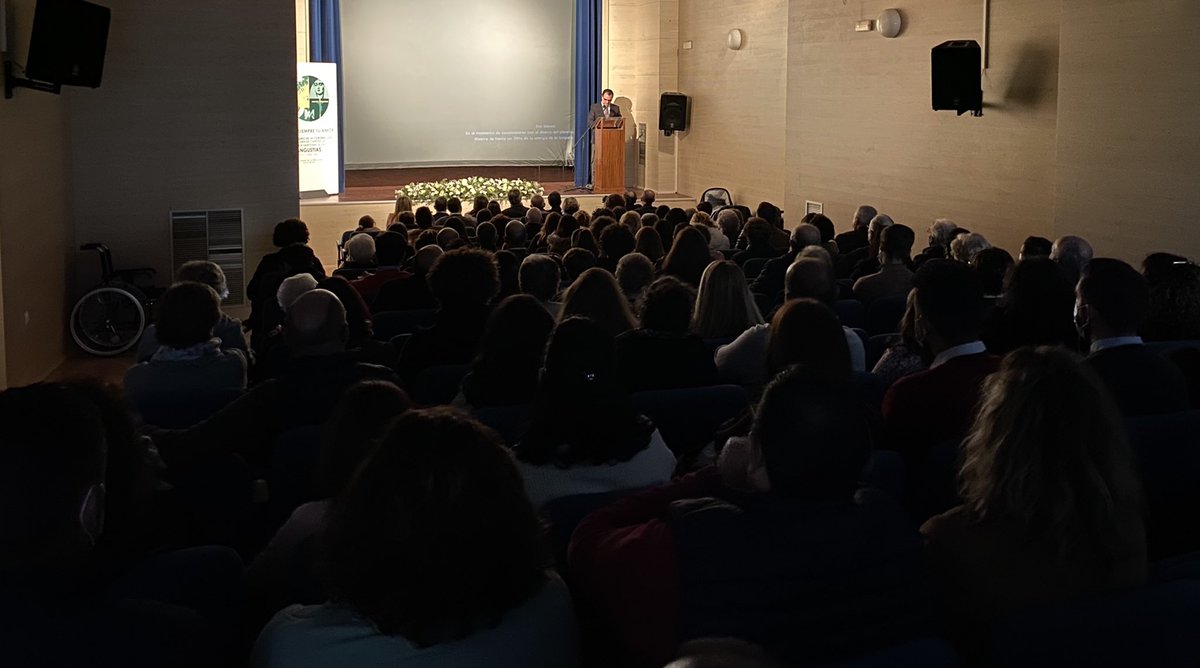 Hermandad de la Vera-Cruz de Alcalá del Río tweet media