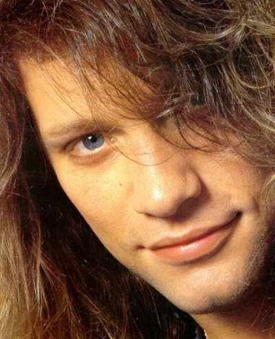 lena836's tweet photo. Photos of the day 📸👀
#JonBonJovi https://t.co/adRhp5pJgv