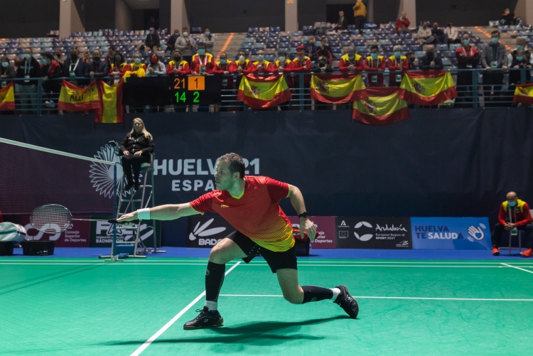ABEL HERNÁNDEZ MEDALLA DE BRONZE AL CAMPIONAT DEL MÓN SÈNIOR
badminton.cat/noticies/2021/…