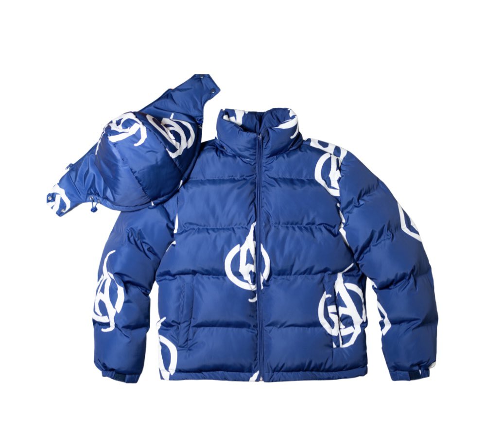 Acquireintl's tweet photo. Pre-Order is now available for our NEW “All Over” Puffer Jacket via https://t.co/pmuLLQn7YV https://t.co/g08Xo4rppO
