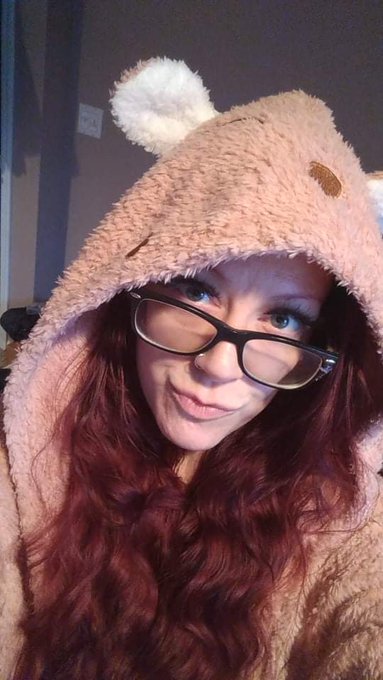 It's a bathrobe kinda Saturday.. I need to CUM 💦 Wanna help??  https://t.co/B87JpZe4kC https://t.co/<a href="/tag/humpday"class="tags"><span>#humpday</span></a><a href="/tag/boobies"class="tags"><span>#boobies</span></a><a href="/tag/natural"class="tags"><span>#natural</span></a><a href="/tag/redhead"class="tags"><span>#redhead</span></a><a href="/tag/ginger"class="tags"><span>#ginger</span></a><a href="/tag/tattooed"class="tags"><span>#tattooed</span></a>