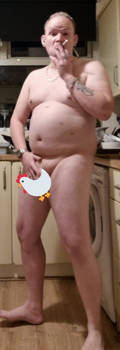 Tg85Tom's tweet photo. Hi guys dous eneyone know of a gay personal trainer. I'm looking at wanting to loos waigh and tone up. Dm me thanks #gay #cock https://t.co/SkYKFszcMx