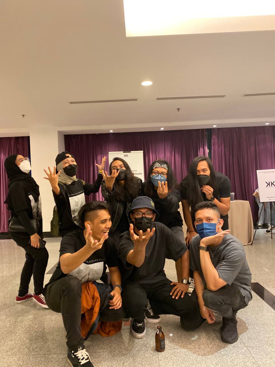 _Nafiqah's tweet photo. /\
11.12.21
#SecondVoyageAlbumShowcase
#SecondVoyage
#SekumpulanOrangGila
#SOG https://t.co/QhqhBqKzGn