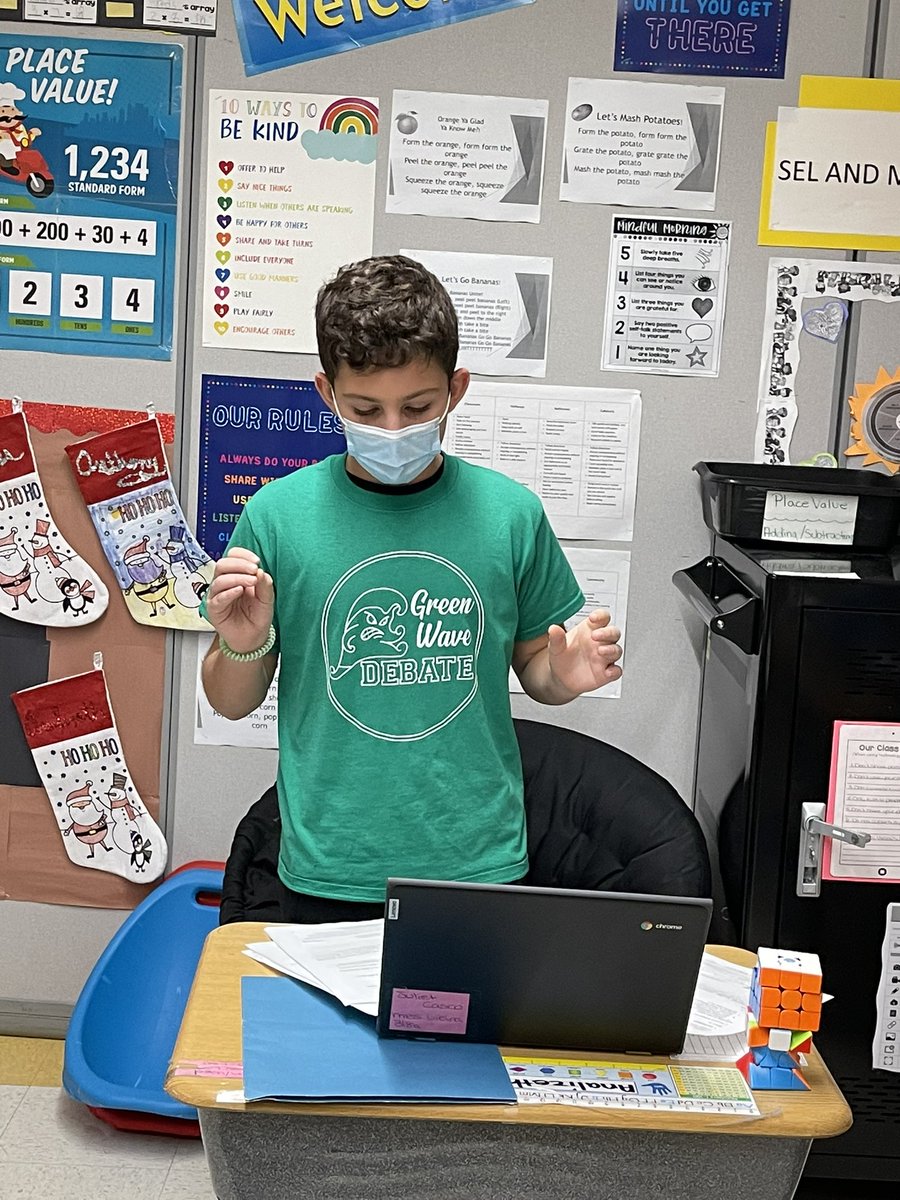 Blumonkey325 (Mrs. Vieira) tweet media