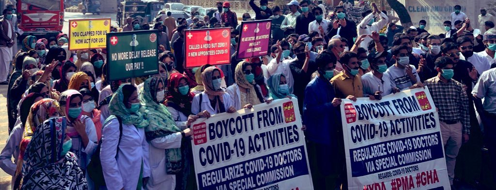 AasyLakho's tweet photo. We contained the Virus with our Tireless efforts, Worked in Long Shifts in Critical Wards Such as ICUs &amp; HDUs &amp; worked in Vaccination Centres as well. We Deserve the Right to be #Regularized at any cost.
@BBhuttoZardari @MuradAliShahPPP
#RegularizeCovidDoctorsAndNurses https://t.co/lpdeZXl4P2