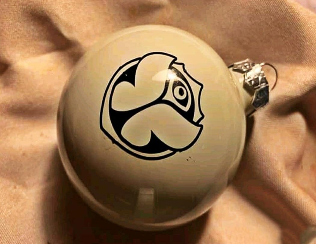 ElectricLine_mx's tweet photo. La esfera perfecta para mi arbolito de navidad https://t.co/k4DyTbSOF9