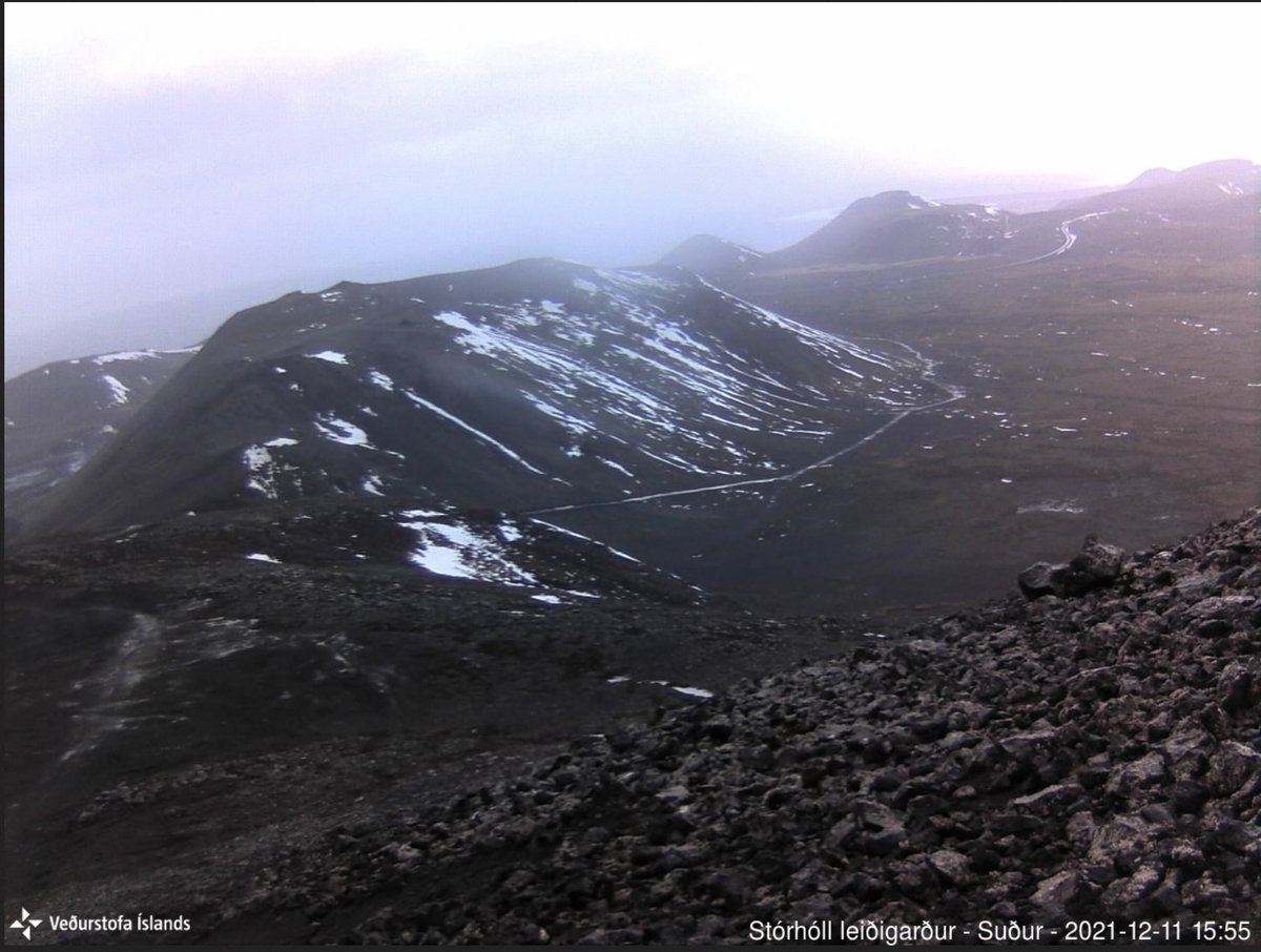FragenuberF's tweet photo. #iceland #fagradalsfjall #geldingadalir
How many storms will the #Natthagi camera be able to withstand? https://t.co/Fmt8QYR4uC