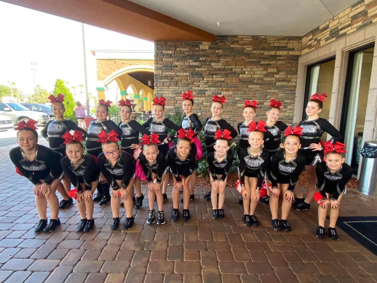 Bellinghamayfc's tweet image. Our 12U #LadyFalcons have their first performance this afternoon at 2:57 pm. You can view the live stream here: varsitymediapass.com. #Rockthatmat, #Bellinghamfalcons! We're all routing for you! #FalconsFamily #AYFCNationals #bellinghamcheerleaders