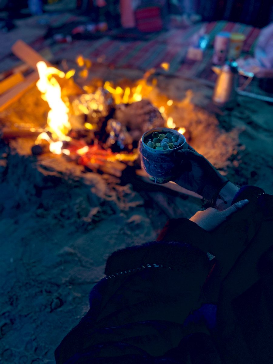 يآجمل ليالي الشتاء الي ماتنسي💕