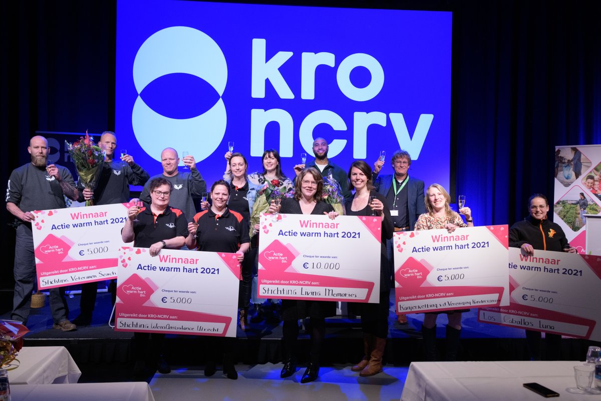 Stichting Living Memories wint de hoofdprijs van € 10.000 in KRO-NCRV’s Actie warm hart 2021! 🎉

Lees meer 👉 bit.ly/Actiewarmhart2…
#actiewarmhart @StichtingLM