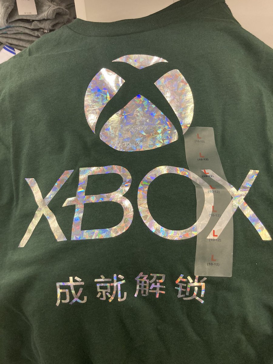 EHSChinese's tweet image. Chinese in the wild at Old Navy “achievement unlocked” 😂 #hanziinthewild #chineseinthewild #learnChinese #大Nashville #chinese #hanzi