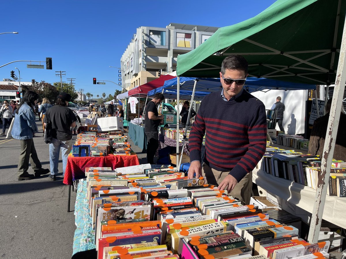 #NorthPark book fair going on today until 5p! Picked up a few great gifts and had time to meet some local San Diego authors and artisans. <a href="/ExploreNP/">Explore North Park</a> <a href="/NPMainStreet/">North Park Main St</a>