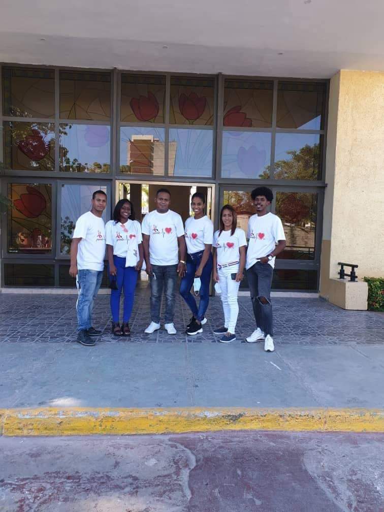 Culmina el proceso de Exposición Forjadores del Futuro con 3 premios (2 de ellos especiales) 3 menciones para la Capital. 
<a href="/CYurisleidis/">Yurisleidis C</a> <a href="/CienciaJoven1/">CienciaJoven</a> <a href="/AhmedValdsMart2/">Ahmed Valdés Martínez</a> <a href="/JeillerB/">Jeiller Carmona Brito</a> 
#57AniversarioBTJ #CubaViveYRenace