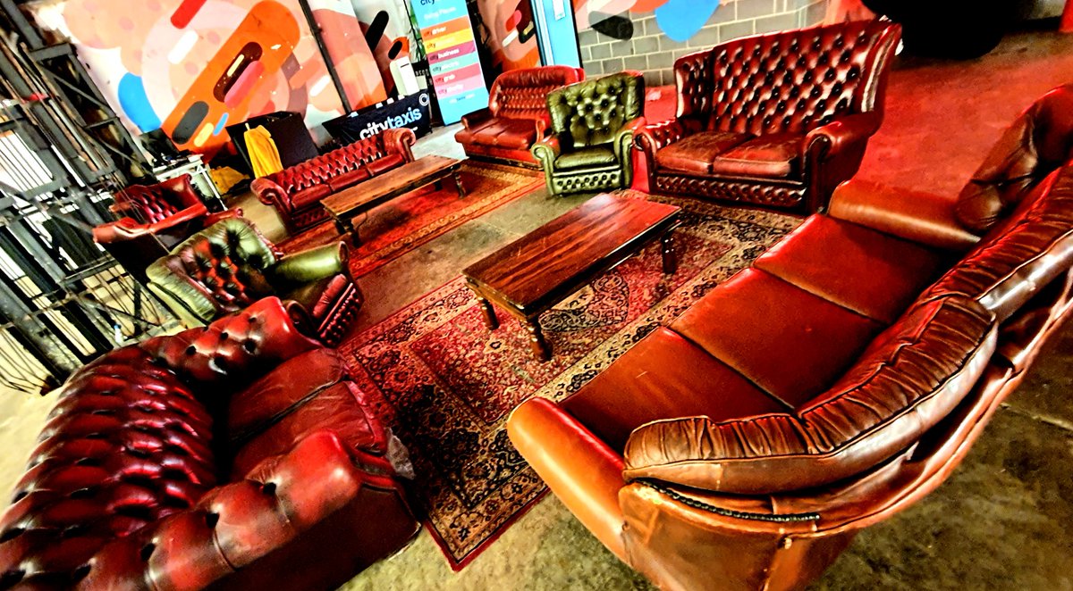 modularmoodsuk's tweet photo. Xmas party sofa vibes at @peddlerwarehouse Bring some comfort and style to your blank canvas event with our mobile power lounges at Modular Moods 😁 #modularmoods #vibespecialists #sofa #sofahire #furniture #furniturehire #eventfurniture #eventstyling #sheffield https://t.co/5SnOiPiC4T