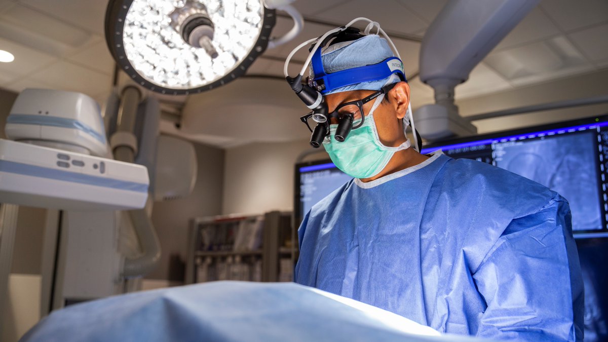 WashU_CT's tweet photo. Meet Shuddhadeb Ray, MD, MPHS, Assistant Professor of Surgery in #WashUCardiothoracic. The @washusurgres alum is making great strides in #thoracic surgery and clinical care. Get to know Dr. Ray: https://t.co/f0Xz7aJlKt https://t.co/qYUu7SNu0R